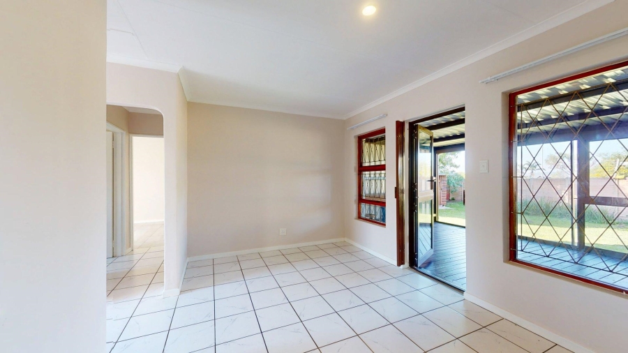 2 Bedroom Property for Sale in Kabega Park Eastern Cape